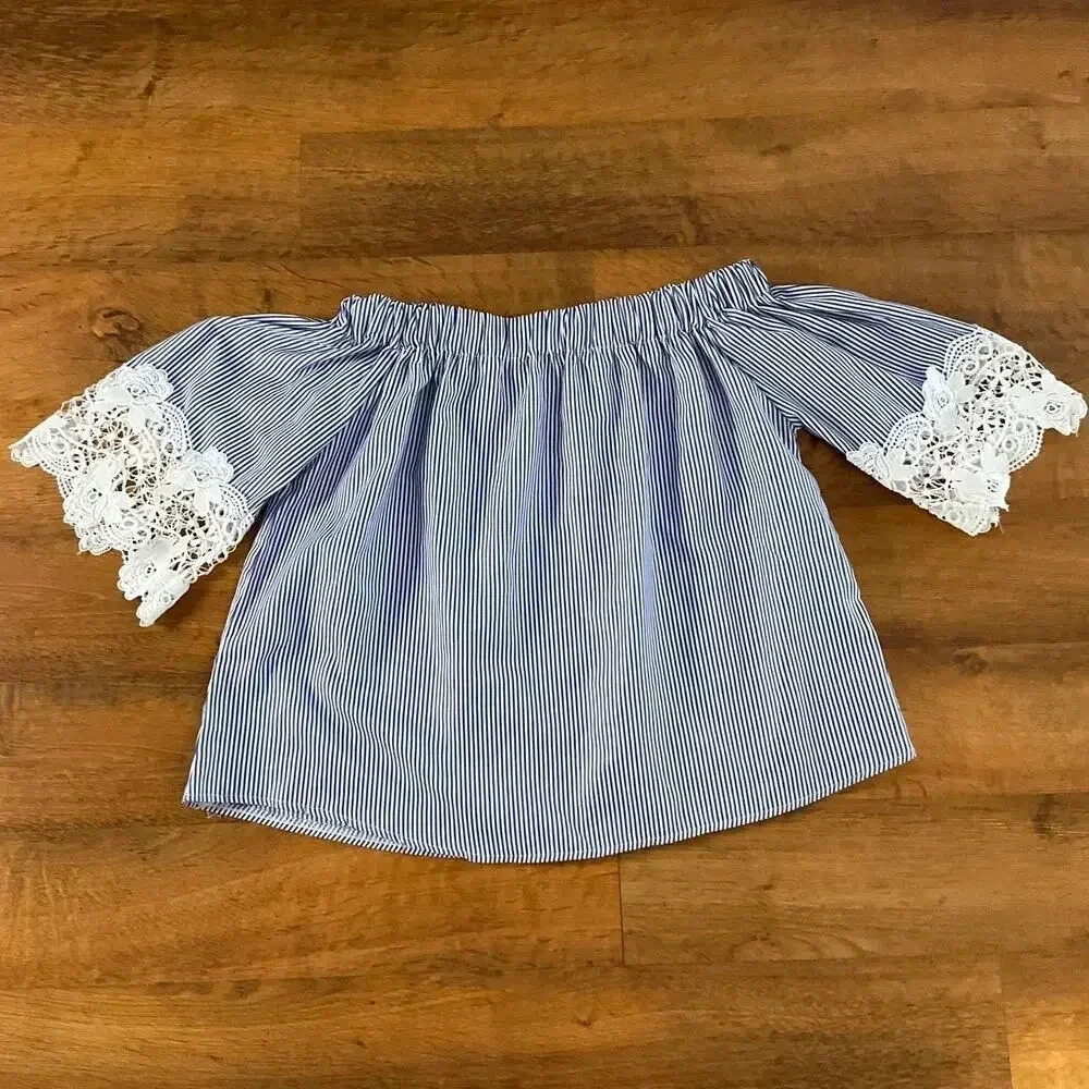 Girl Evolution Women Blue |‎ White Stripe Off Shoulder Blouse  Sz S